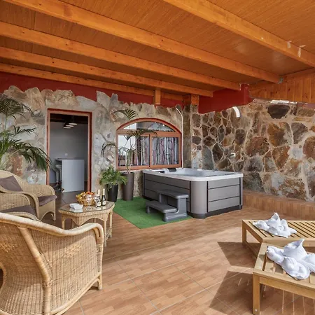 Chabela's Penthouse * Lajita